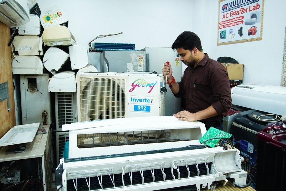 Car AC Not Cold? Common Causes and Repair Costs