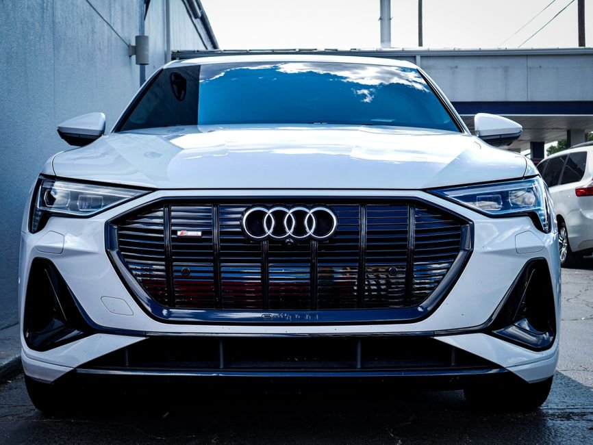 Audi e-tron GT Discount Hits $20K: Deal or Warning Sign?