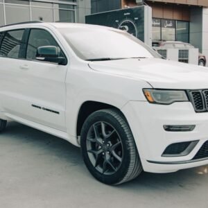 Jeep Cherokee Hybrid Financing Deal: Buy Now or Skip It?