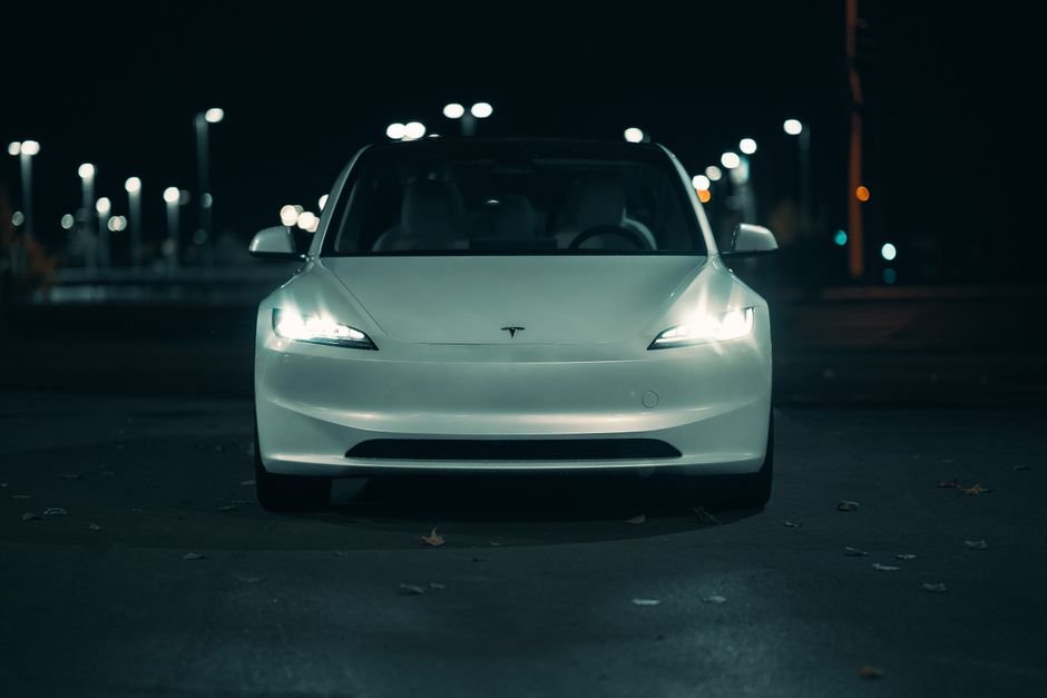 Lucid Air Recall Hits 27,100 Cars: Safe to Buy One Used?