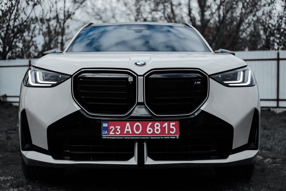 2027 BMW iX5 vs X5: Is the Extra $7,700 Worth It?