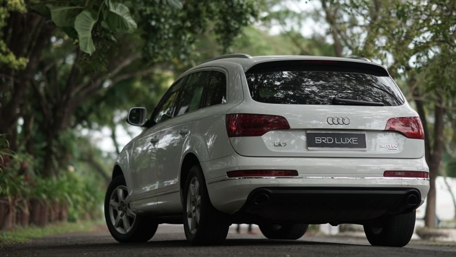 Audi Q7 Discounts Hit $13K: Buy Before the 2027 Redesign?