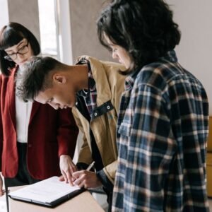 Should You Ever Sign an 84-Month Car Loan in 2026?